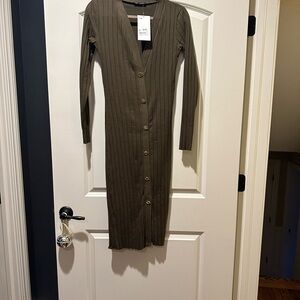 Zara Henley dress with gold buttons, size M, dark olive green, NWT